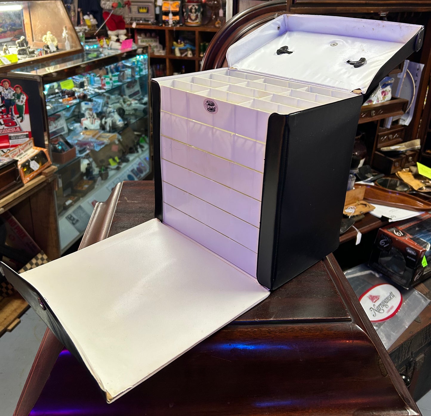 Hot Wheels Redline 72 Car Case-Snake and Mongoose