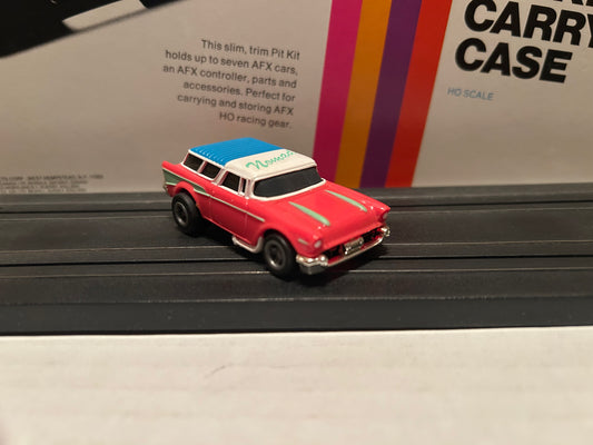 AFX/Tomy ‘57 Nomad Slot Car