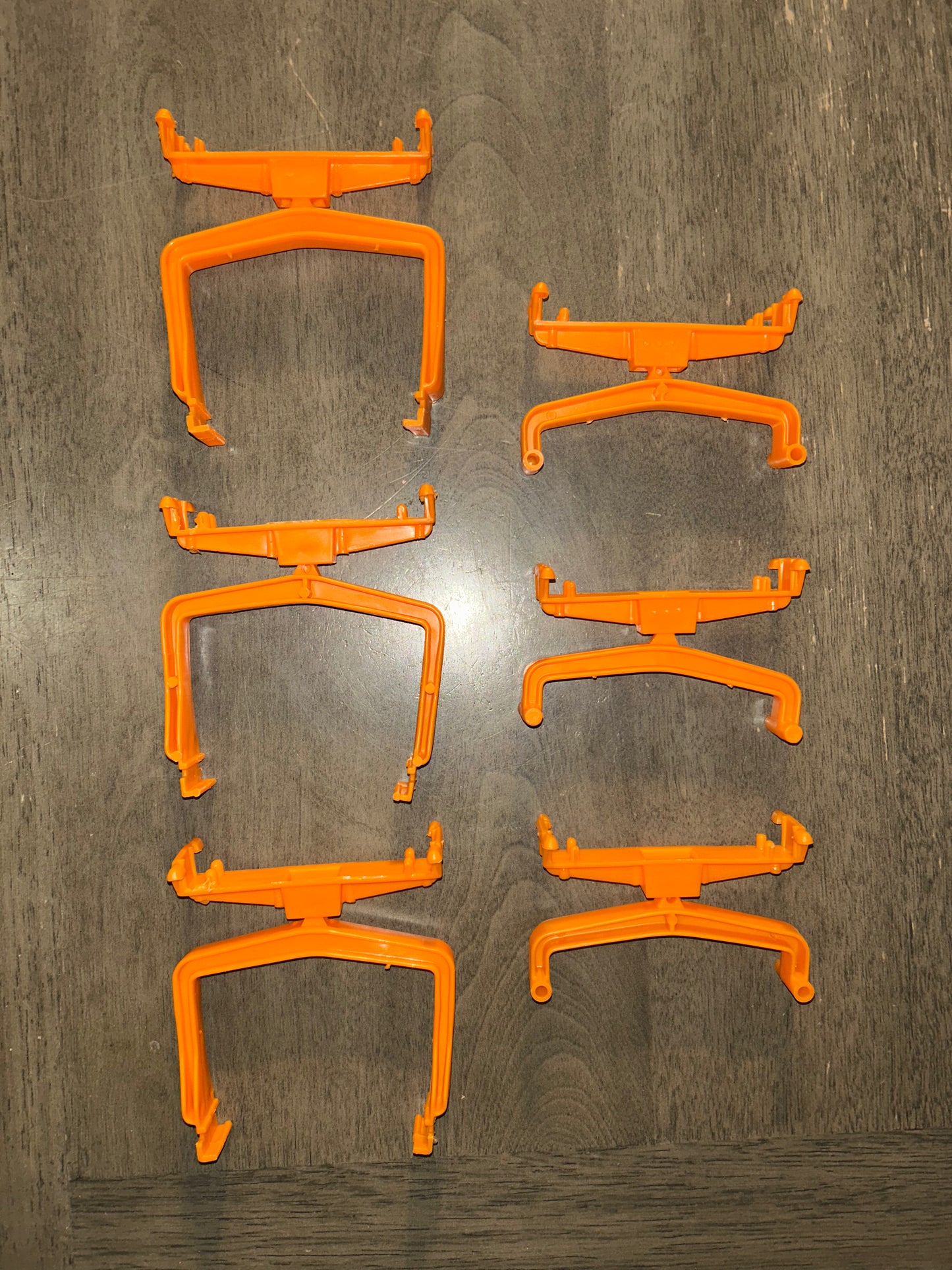 Aurora/AFX Track Supports 6 pc. Orange