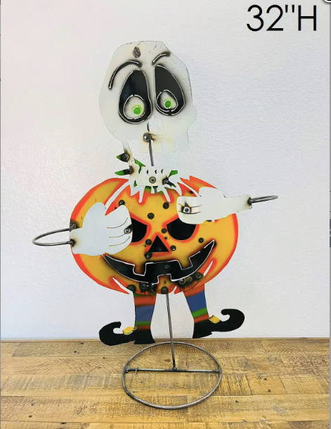 Skeleton W/Pumpkin
