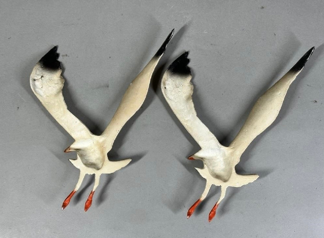 Cast Metal Seagulls-Pair