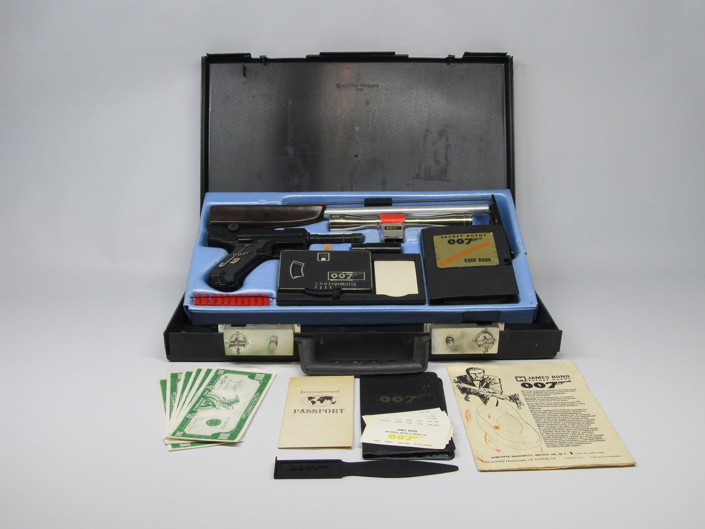 James Bond 007 Attache Case Toy