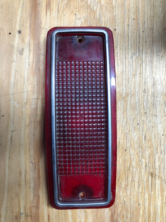 ‘68 Pontiac Safari Tail Lens