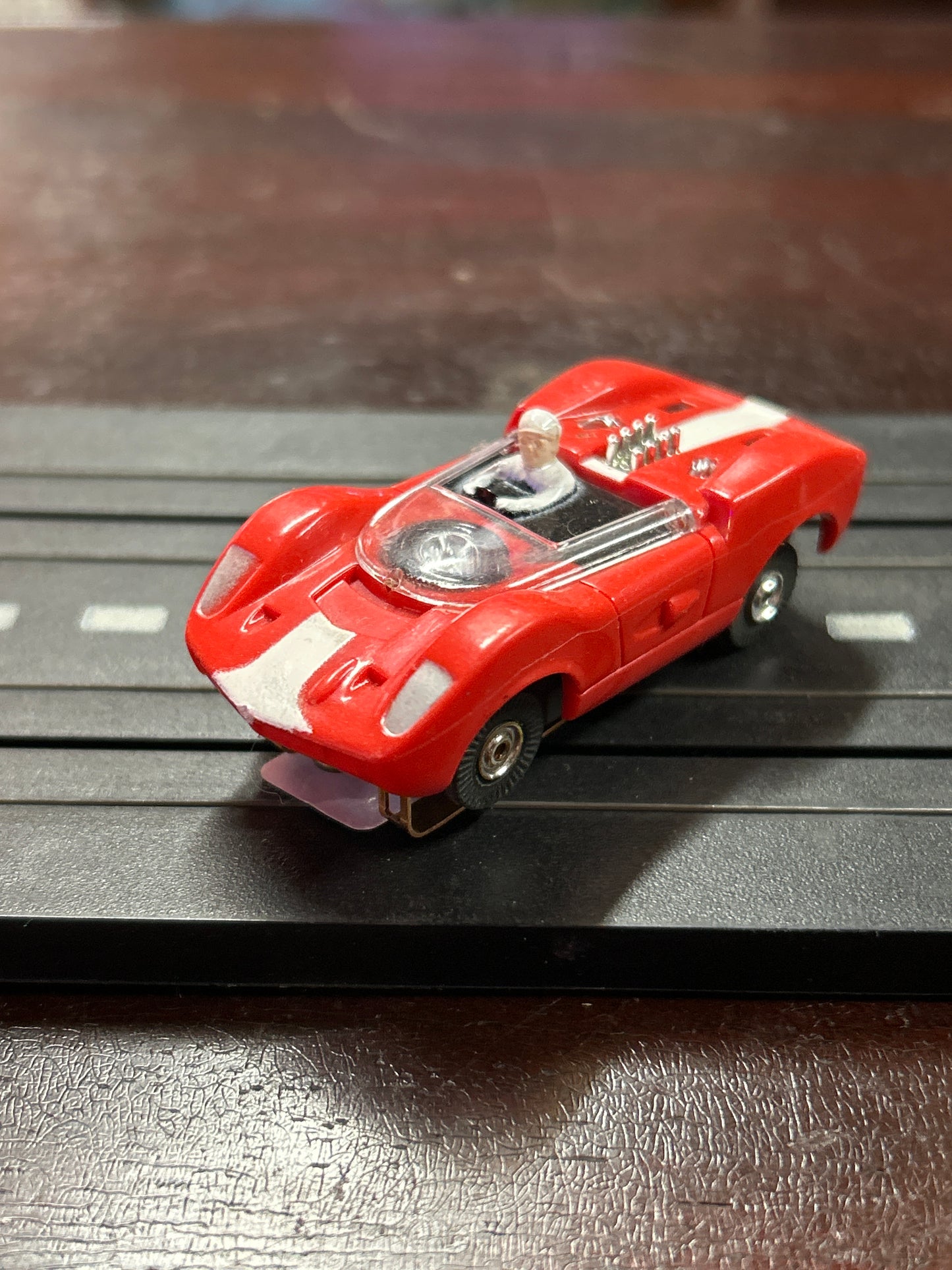 Aurora TJet McLaren Elva-Red/Wh