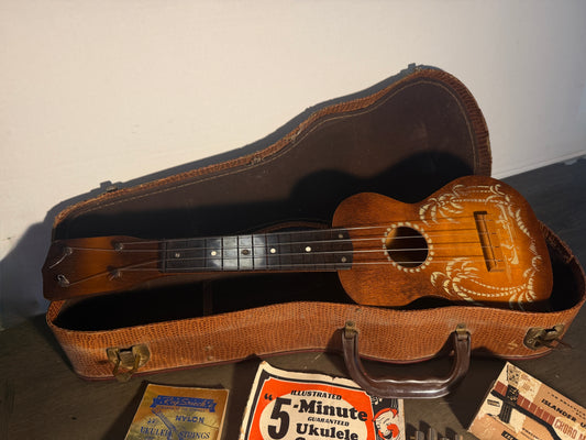 Vintage 1950's Harmony-made Soprano Ukulele