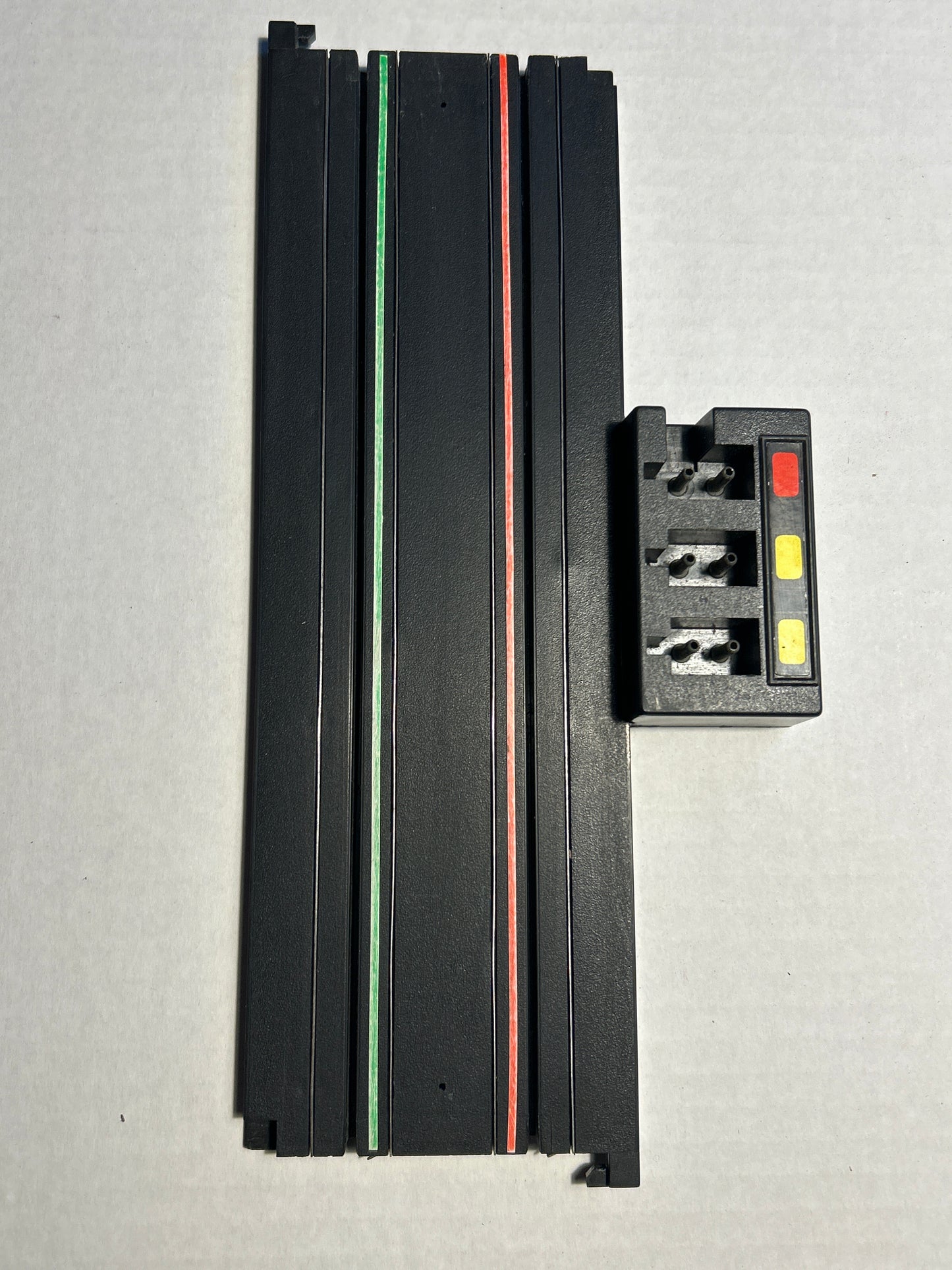 AFX 9” Plug-in Terminal Track