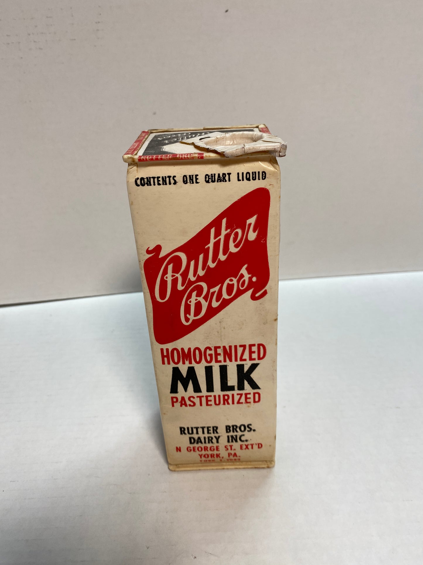 Rutter Bros. One Quart Paper Milk Container