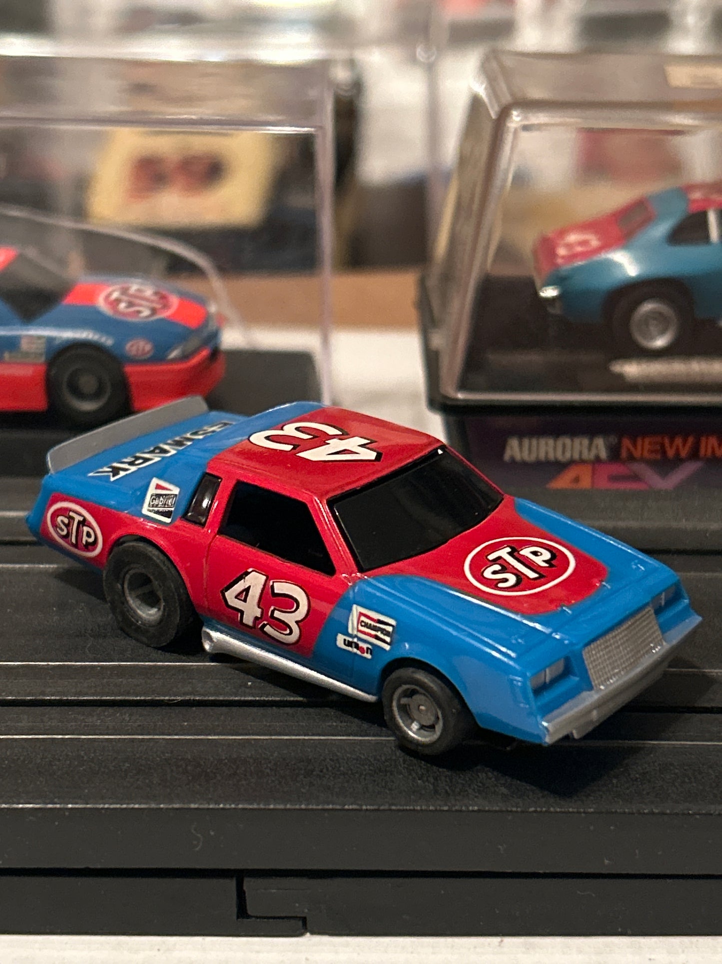 Tyco Petty Esmark 43 Buick Slot Car