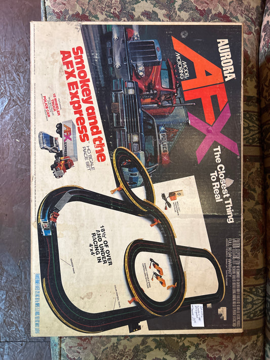 AFX Smokey and the Express Race Set
