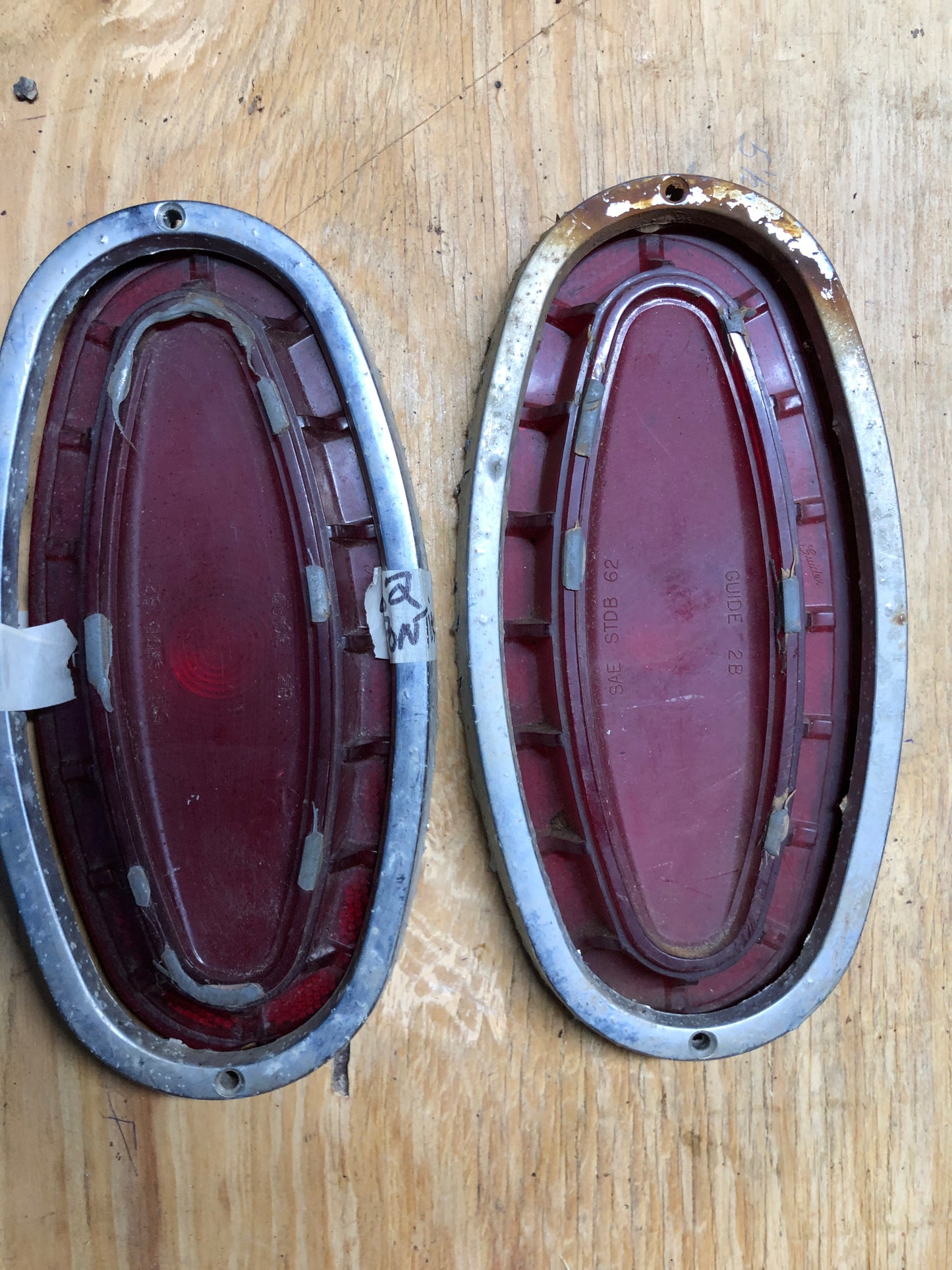 ‘62 Pontiac Tail Lens and Bezel-Pair