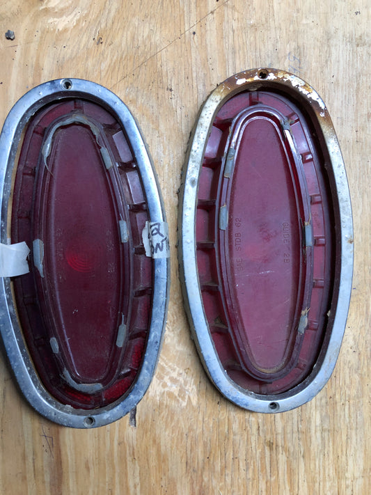 ‘62 Pontiac Tail Lens and Bezel-Pair