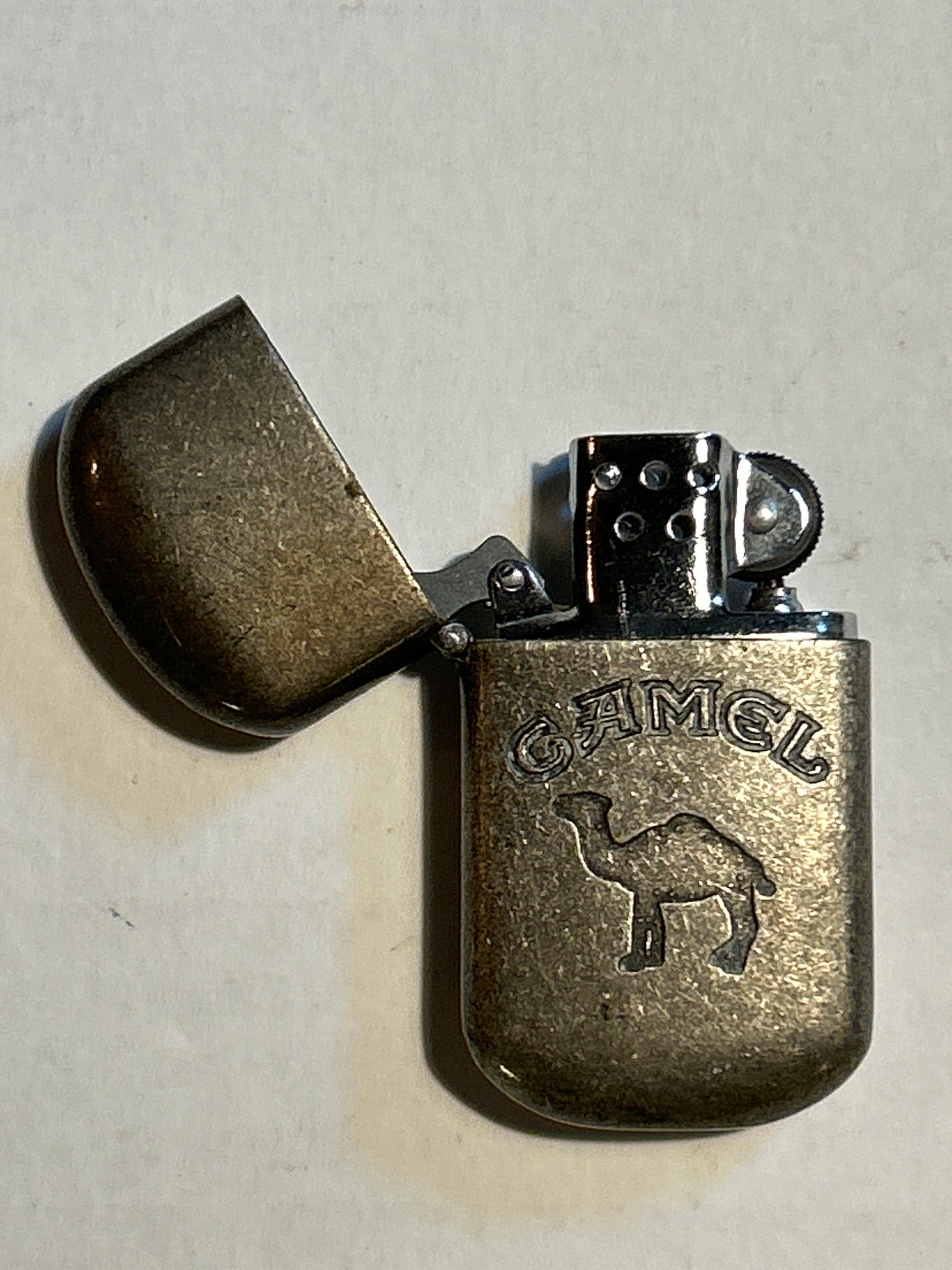 Camel Bronze Look Refillable Lighter