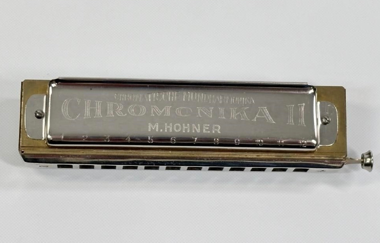 Hohner Chromonika II w/Case