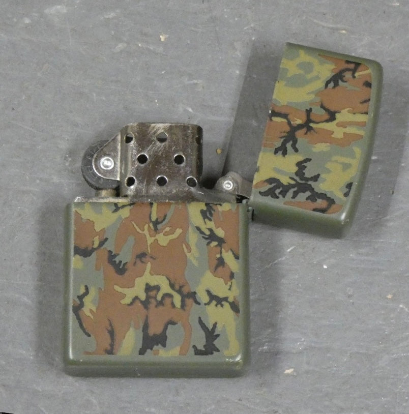 Budweiser Camo Zippo w/Box-1999