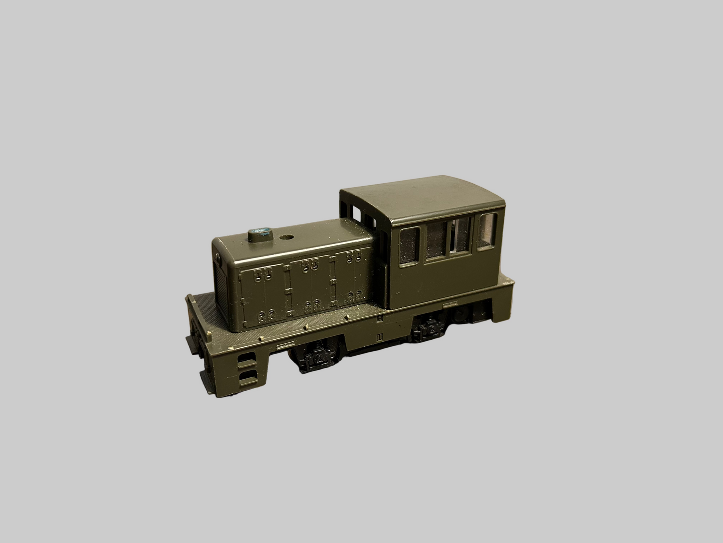 ATEST Olive Drab Locomotive-H.O.