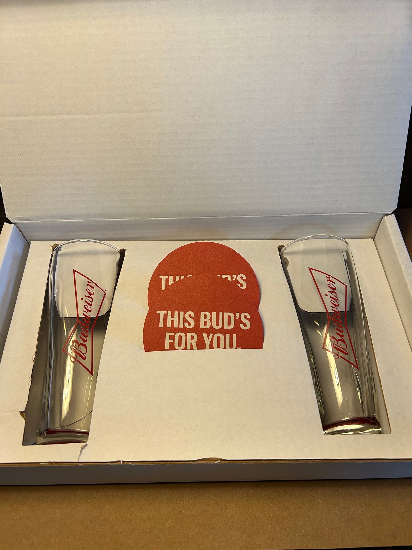 Budweiser Signature Draught Glass Set-New