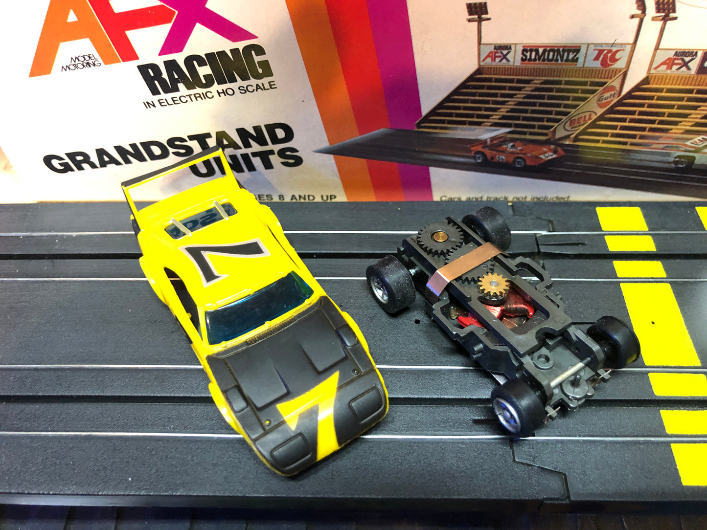 AFX Dodge Daytona #7 Slot Car-Yellow