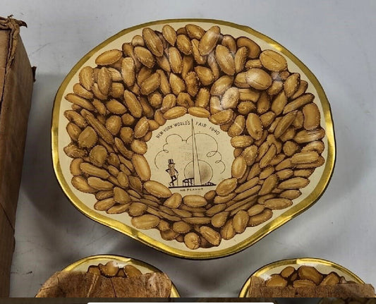 1940 Worlds Fair Mr. Peanut Serving Bowl Set