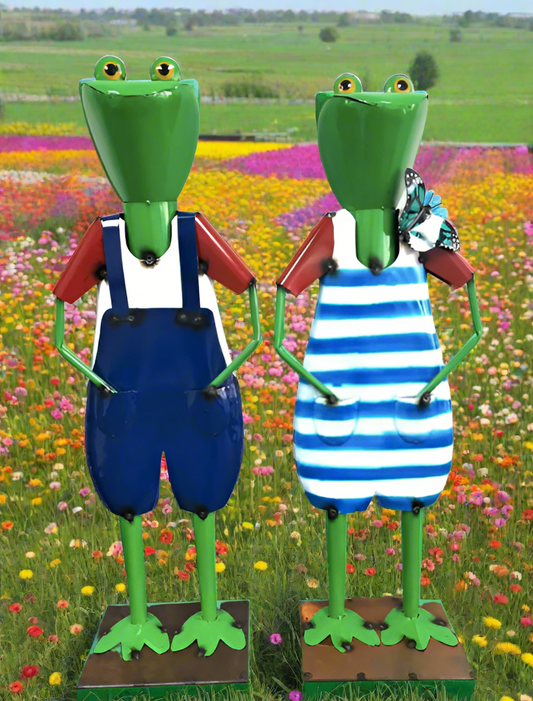 Frogs In Overalls