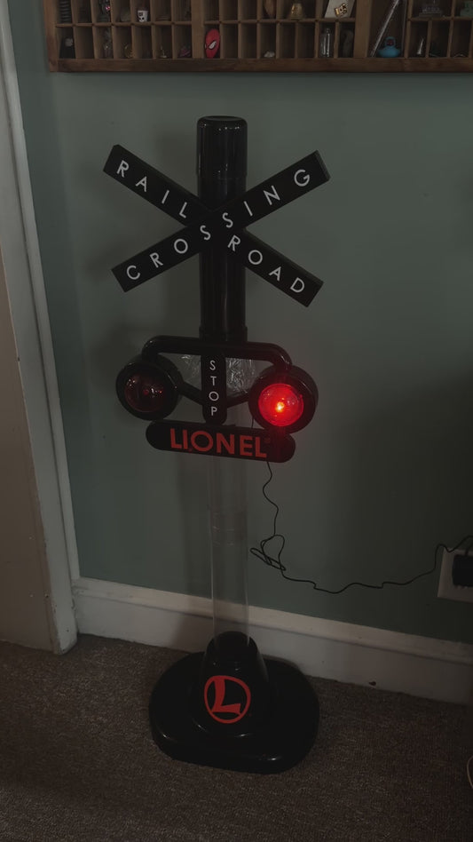 Lionel RailroadCrossing Bank