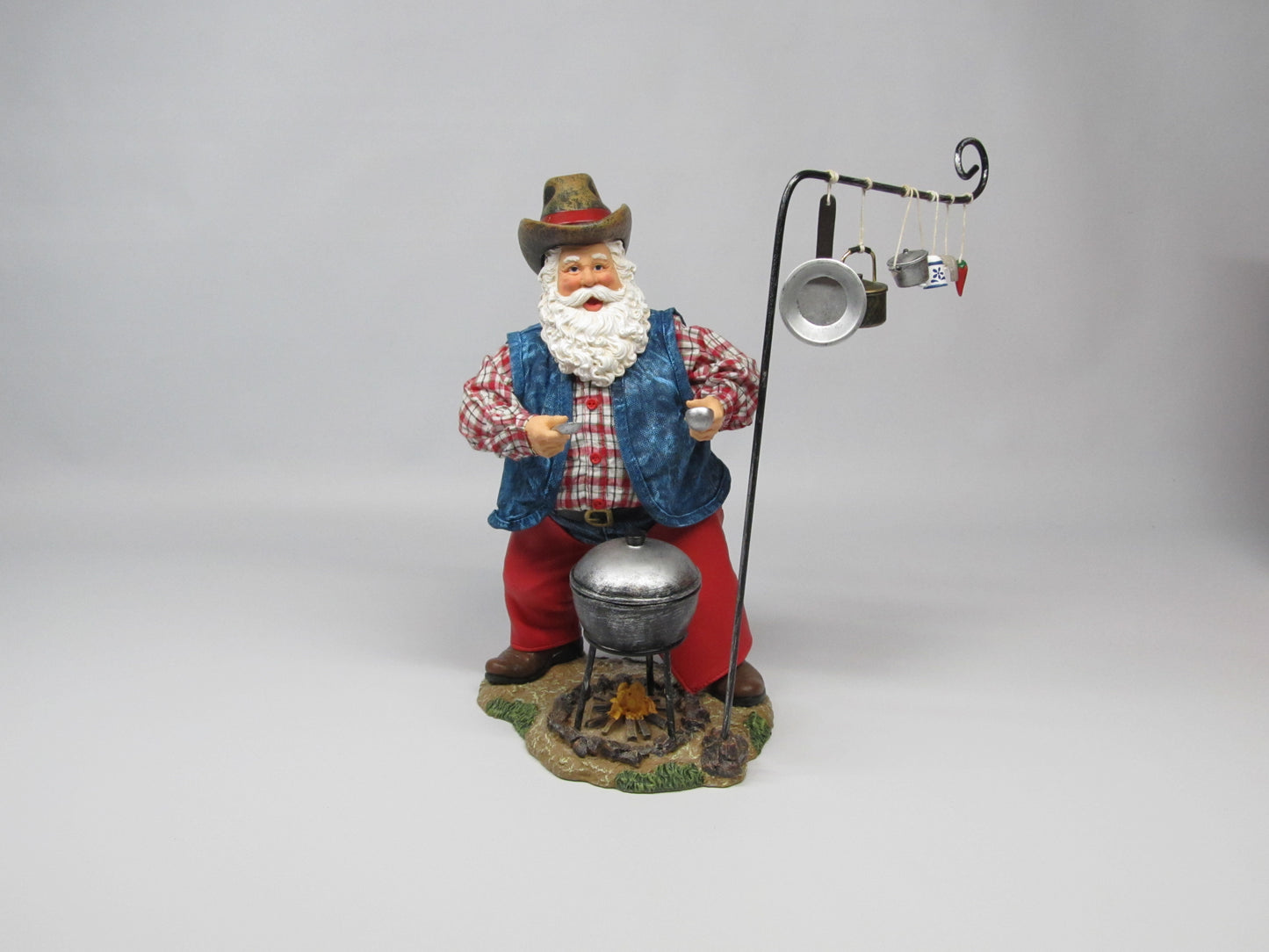 Santa's Chuckwagon Figurine-Clothique