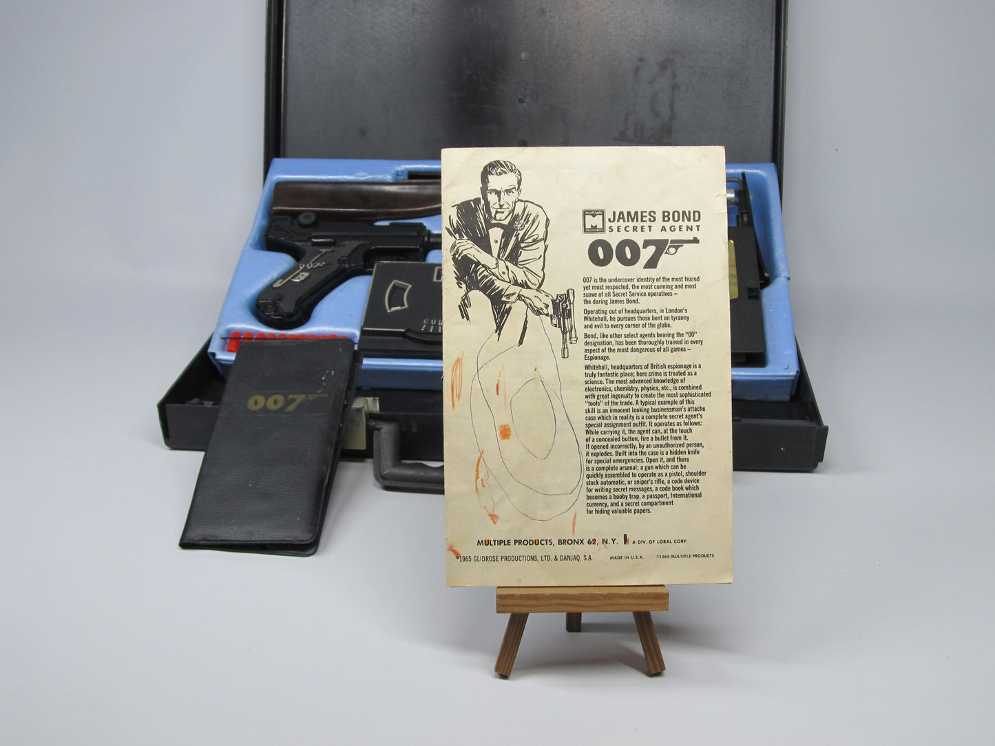 007 Attache Case Toy
