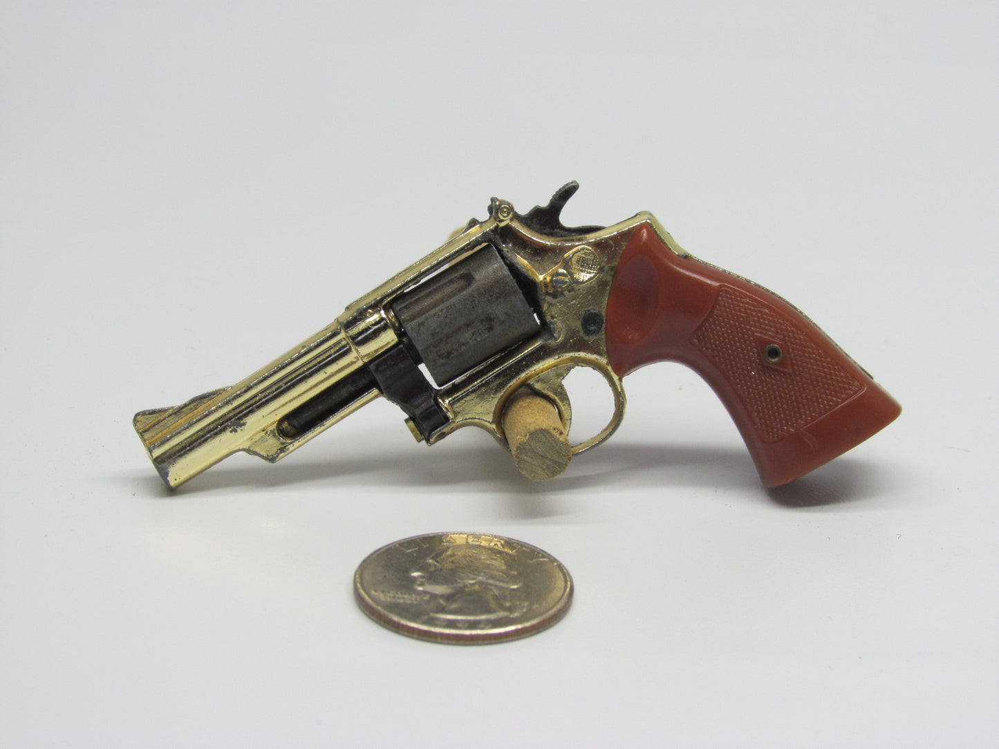 Jouet Ancien Miniature Revolver Metal Mignonnette Jamais Servi Jouet Ancien Miniature Revolver Metal Mignonnette Jamais Servi