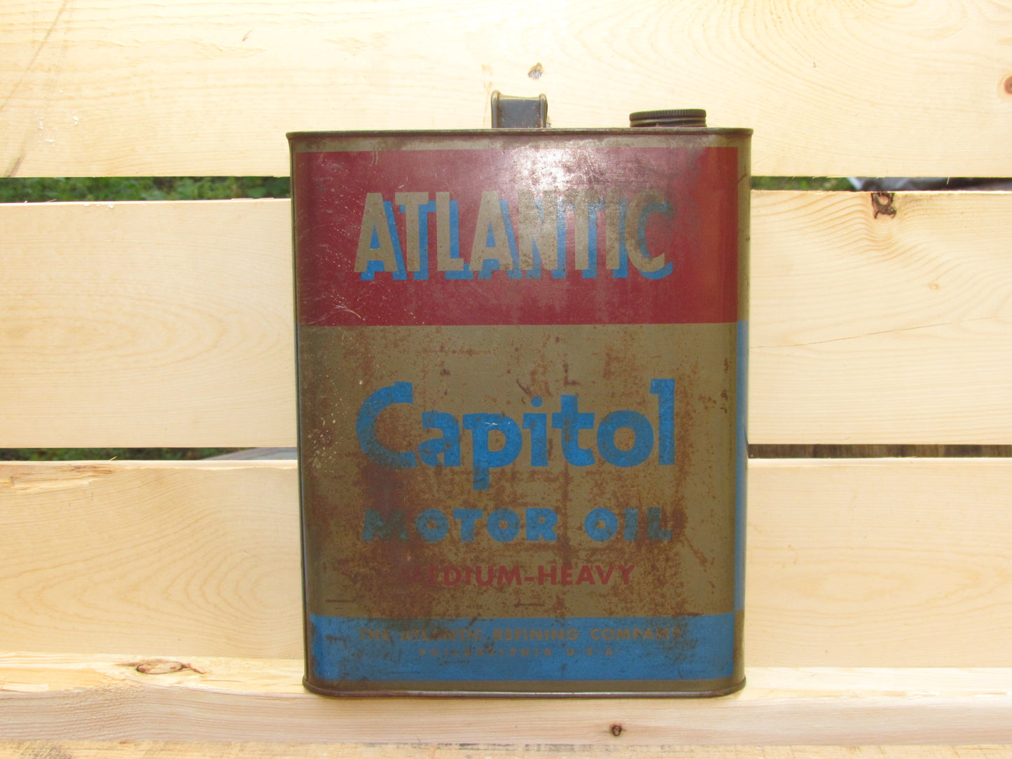 Capitol Motor Oil Can