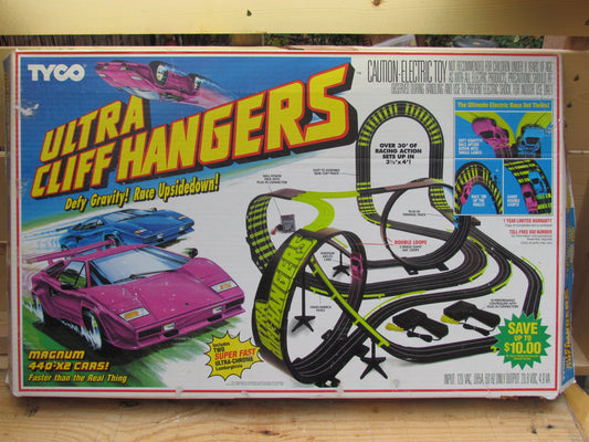 Tyco Ultra Cliff Hangers Slot Car Set