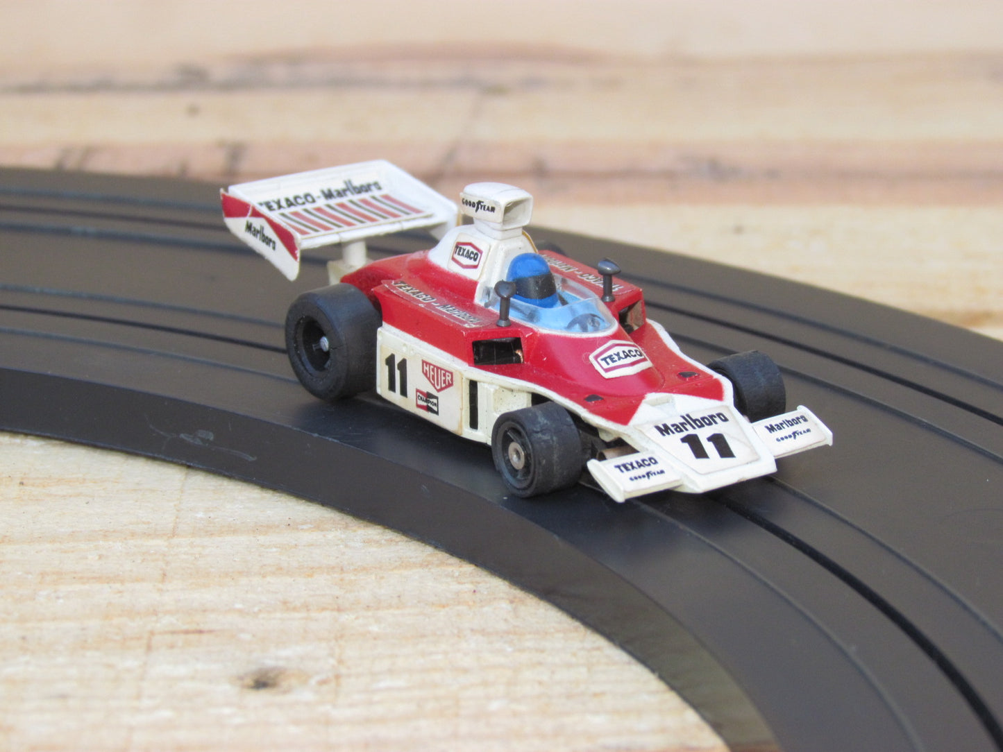 AFX Texaco/Marlboro F-1 Slot Car