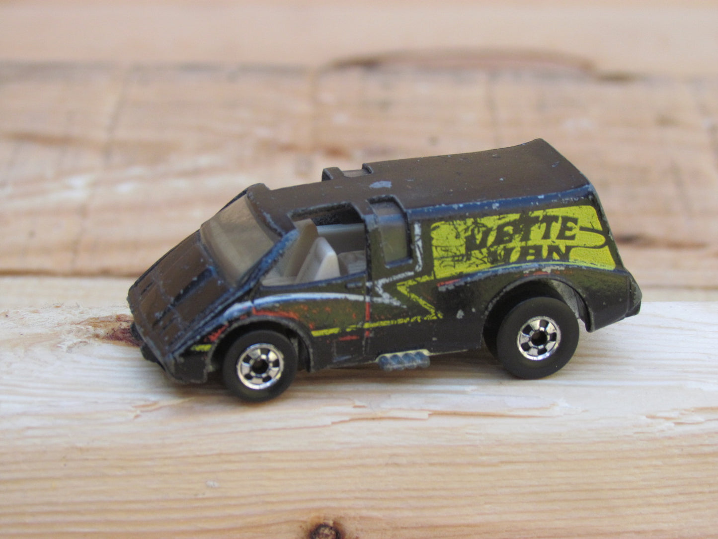 Hot Wheels Vette Van