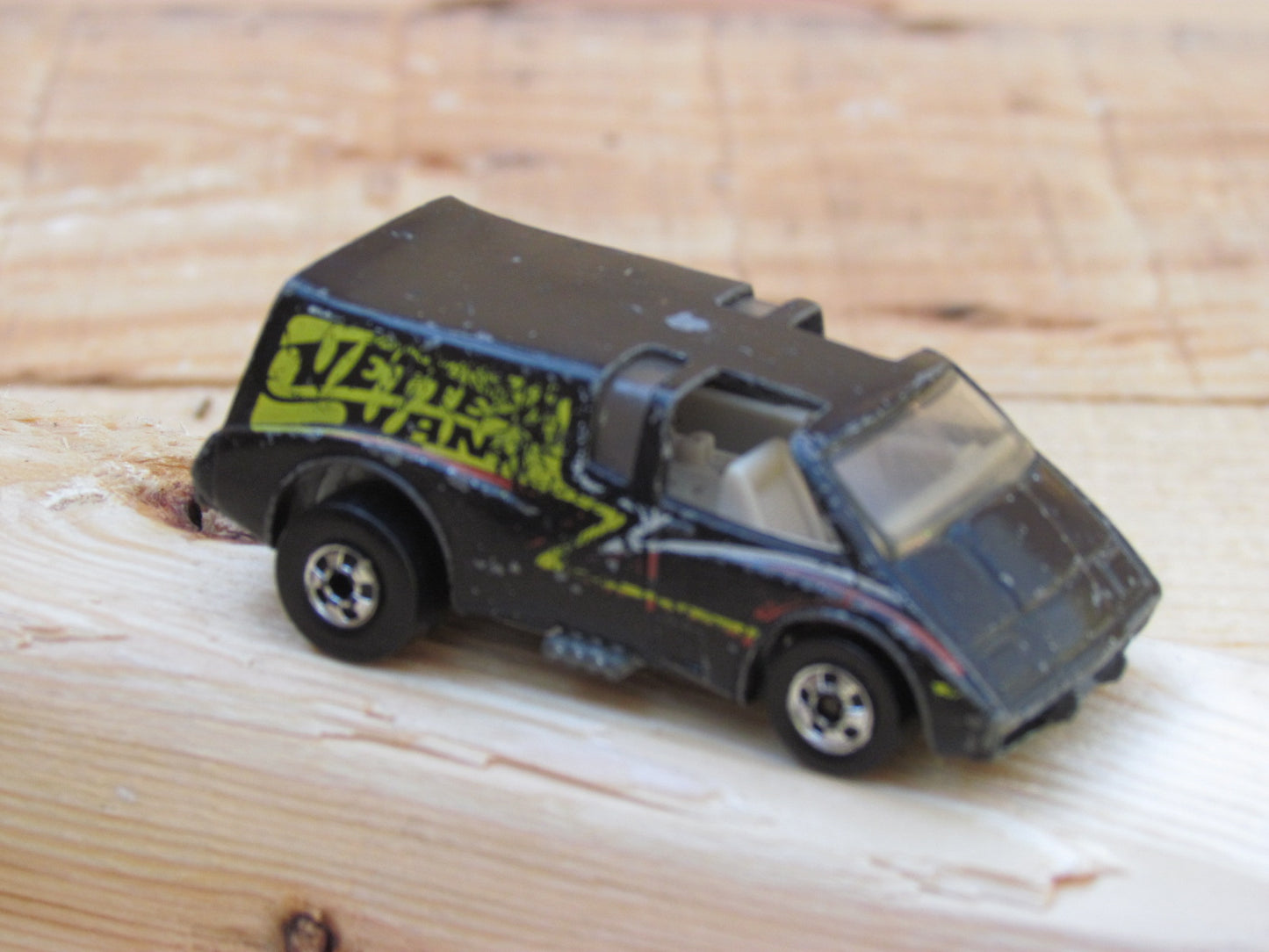 Hot Wheels Vette Van